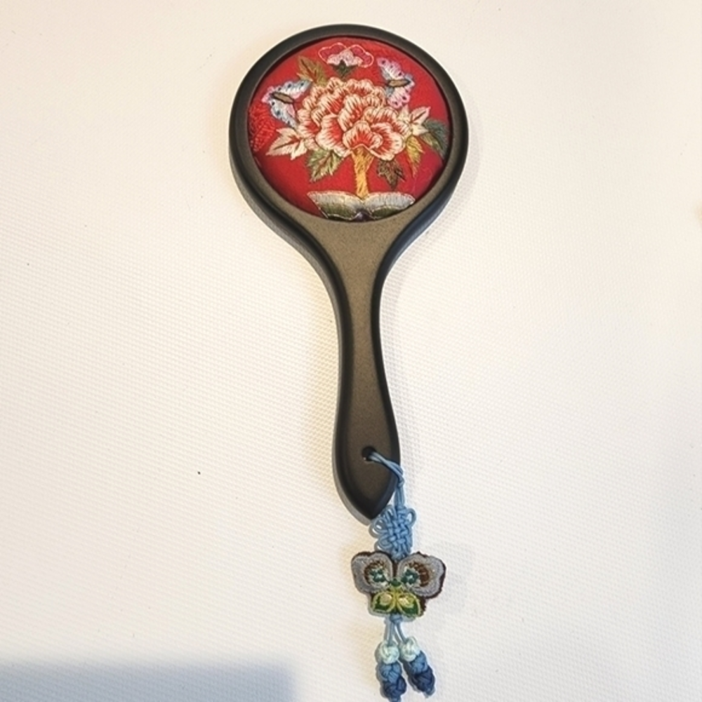 NWOT Asian‎ Inspired Hand Mirror